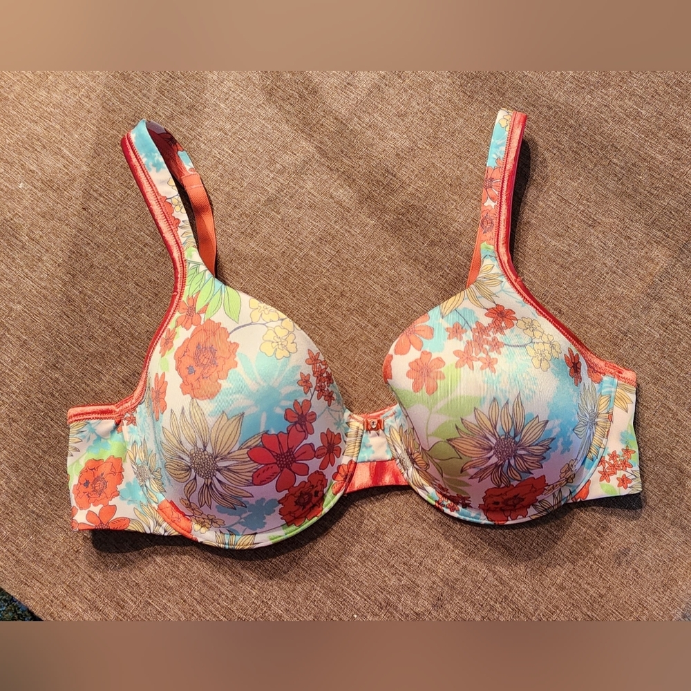 Vanity Fair Bra 36C